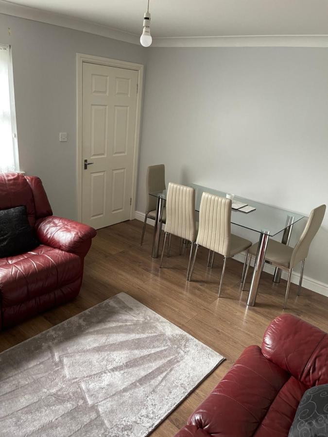 Fife Apartments Дънфърмлин Екстериор снимка