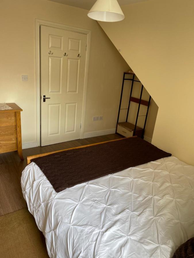 Fife Apartments Дънфърмлин Екстериор снимка